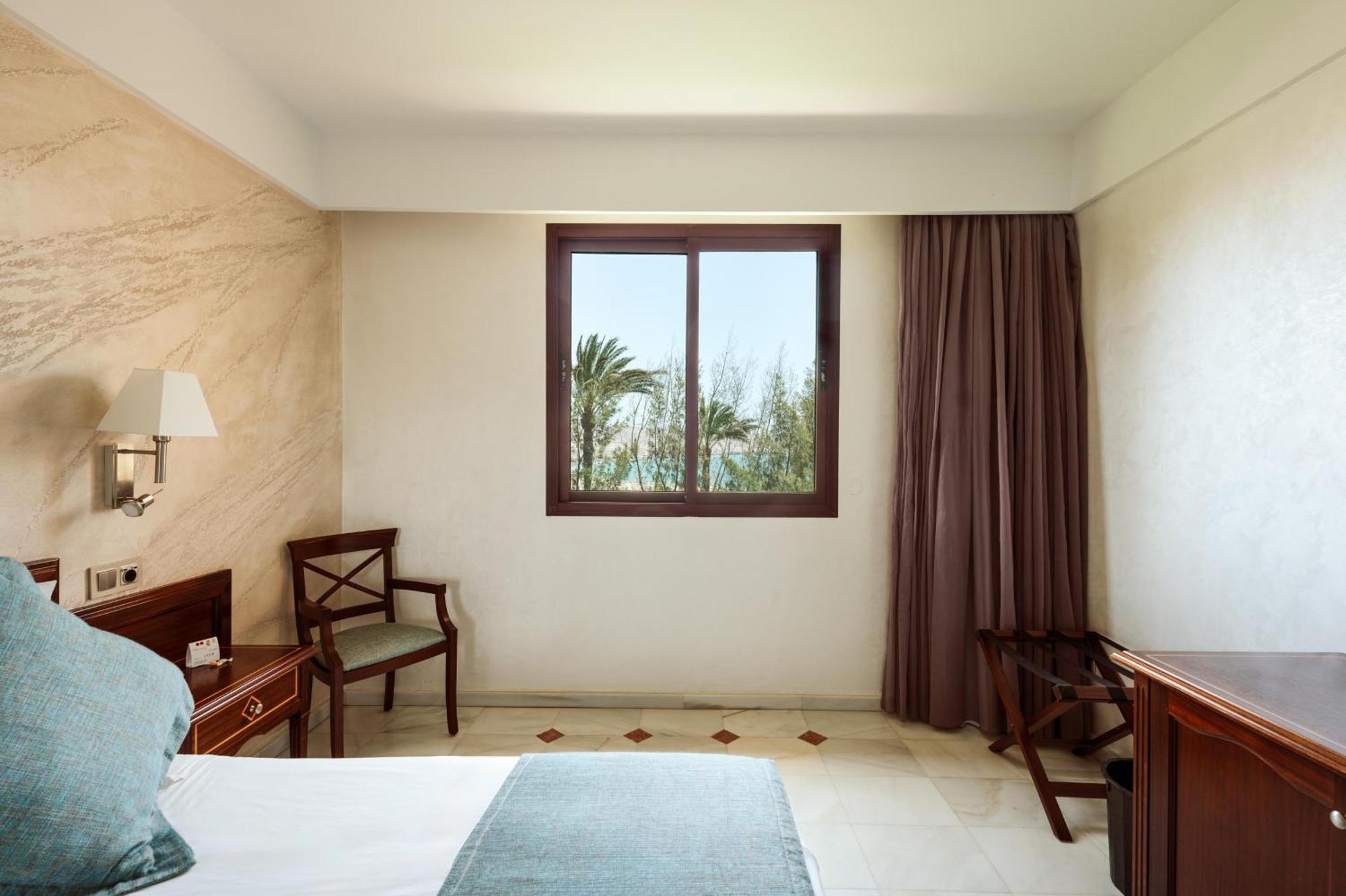 R2 Rio Calma Hotel 4*